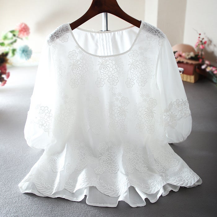 Summer Retro embroidery Mori womens loose lantern sleeve artistic slimming elegant shirt doll shirt top agent Blue - Image 3