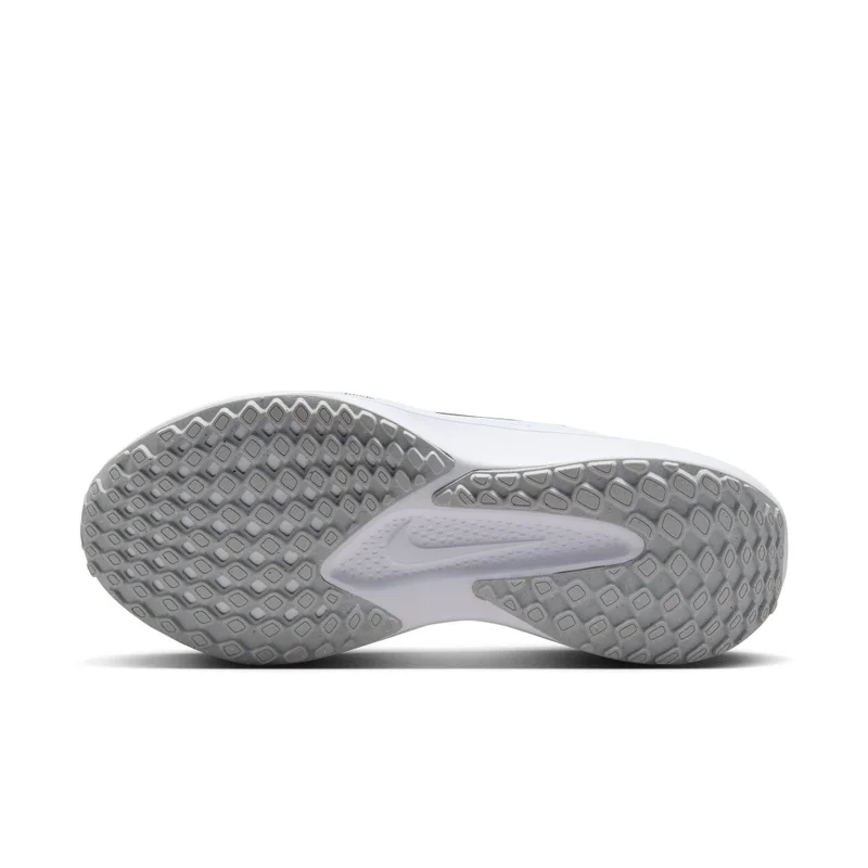 Nike Women's Quest 6 Road Running Shoes