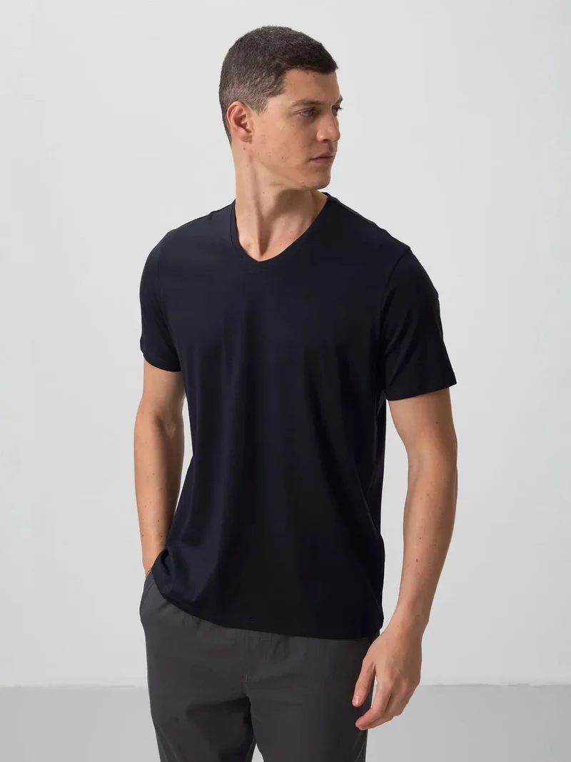 تومي لايف TOMMY Men's V-Neck Short Sleeve T-Shirt