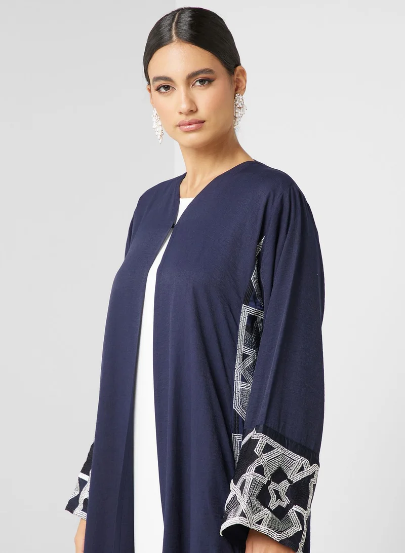 hayas closet Embroidered Patterned Abaya