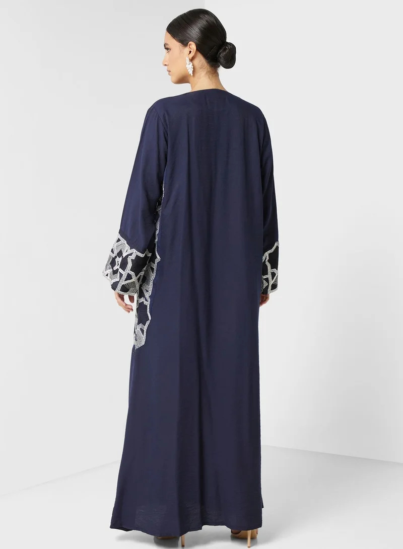 hayas closet Embroidered Patterned Abaya