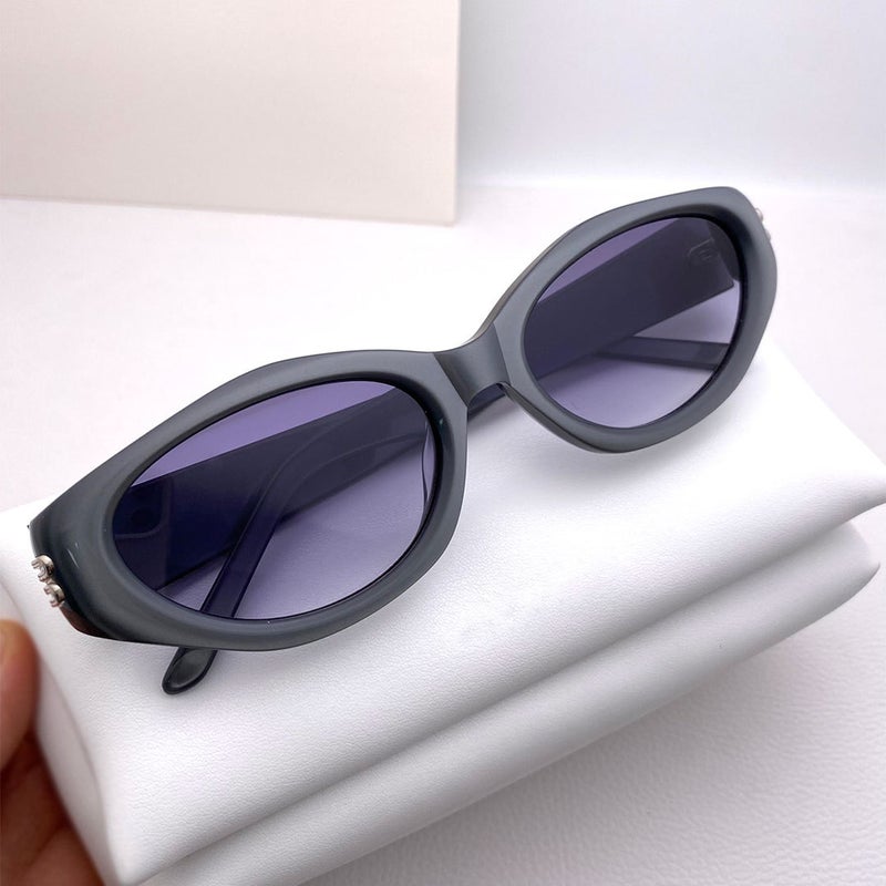 Generic 2024 Trendy GM Cat-Eye Sunglasses for Women Grey 