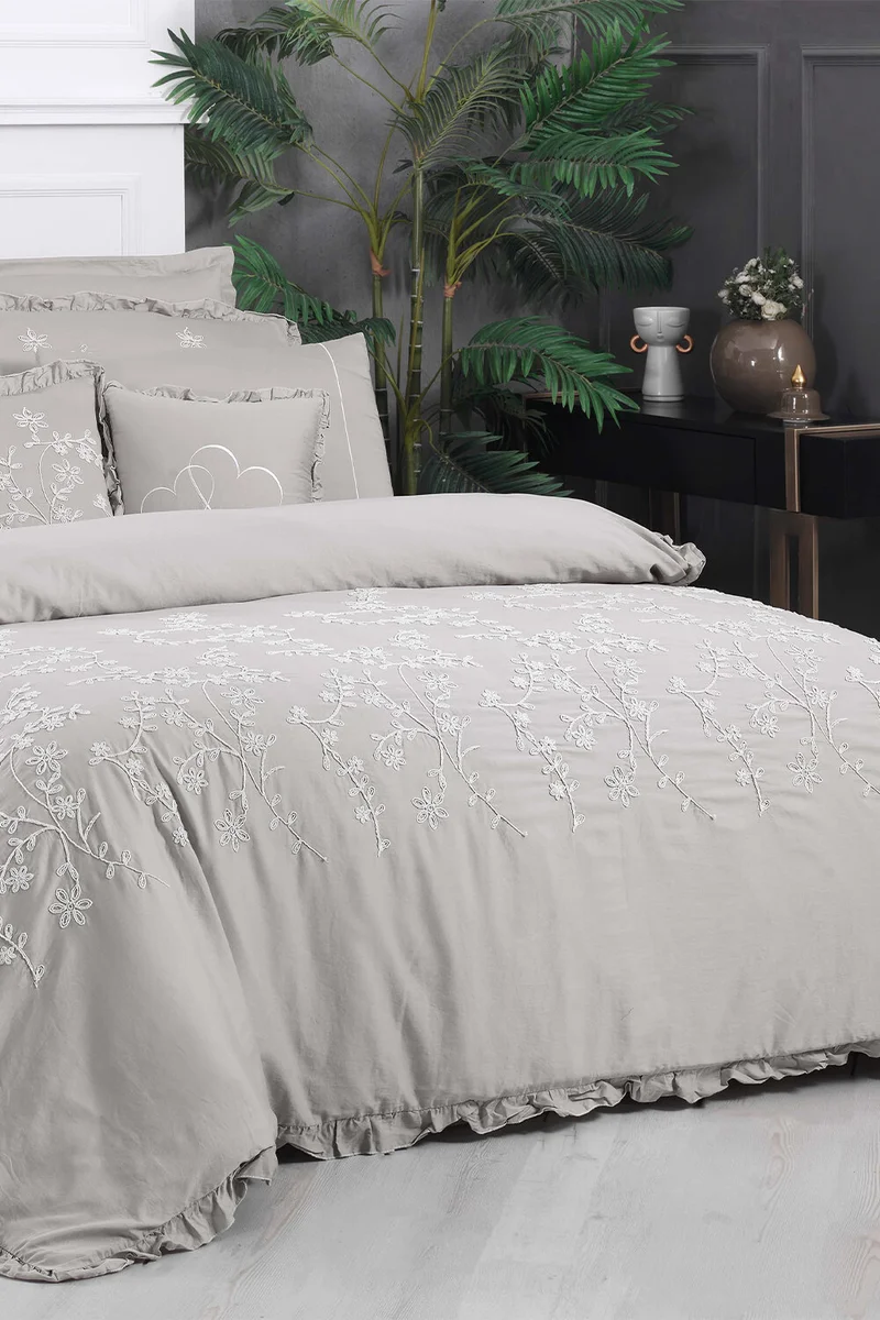 ساريف Buddha Beige Double Cotton Satin 300 Tc Duvet Cover Set