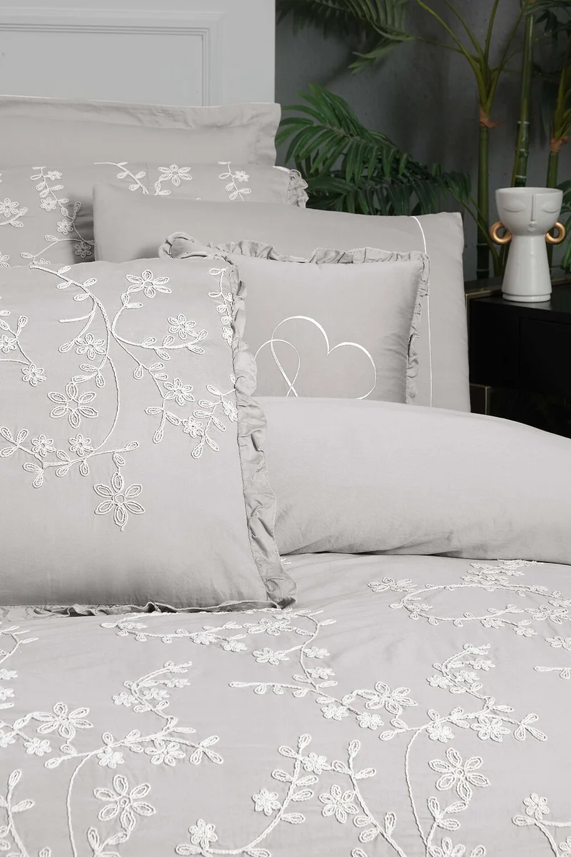 ساريف Buddha Beige Double Cotton Satin 300 Tc Duvet Cover Set