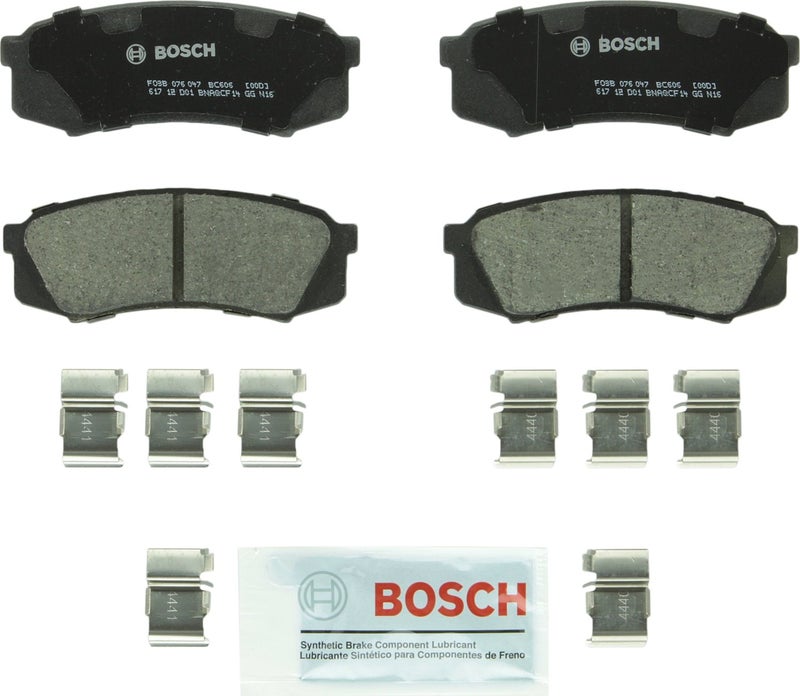 BOSCH مجموعة وسادات الفرامل السيراميكية الهادئة من بوش BC606 - متوافقة مع بعض سيارات لكزس GX460، GX470، LX450؛ تويوتا 4Runner، FJ Cruiser، لاند كروزر، سيكويا؛ خلفي - Image 1