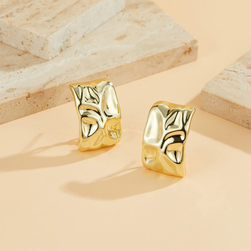 Mytys Two Tone Huggie Hoop Earrings Cross Over Design Twisted Rope Silver Gold Statement Wide Band Clip On Hoops for Women Fashion Jewelry Gift (Rectangle Gold) - Image 5