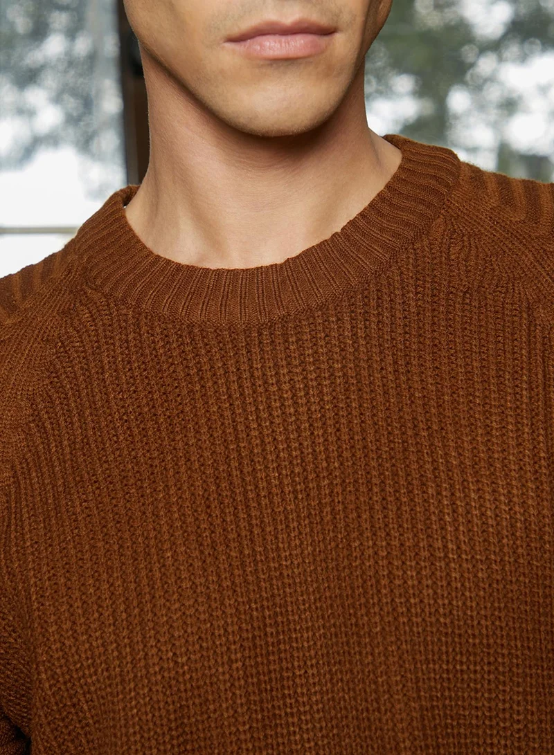 كامبوس سوترا Men's Chocolate Brown Self-Raglan Knit Pullover Sweater