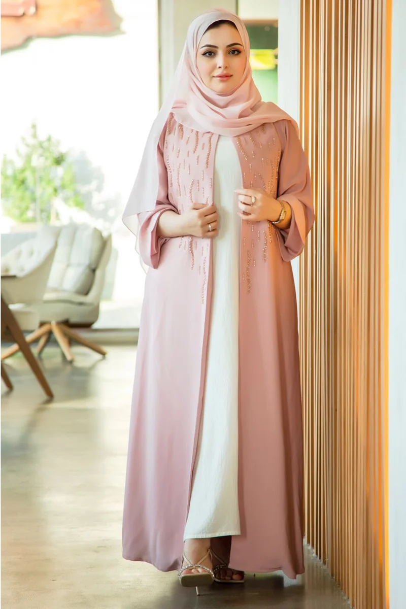 Moistreet Embroidered Flared Sleeve Abaya