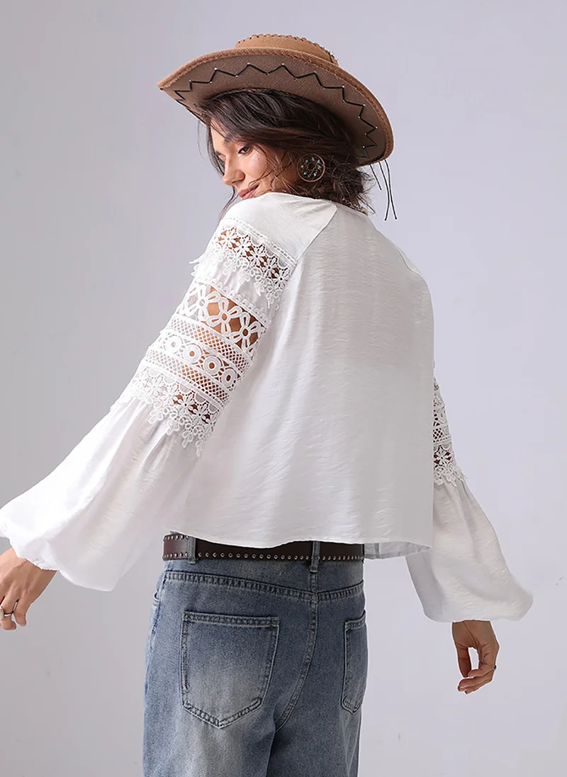 YUNIQEE White V-Neck Long Sleeves Shirt Style Top