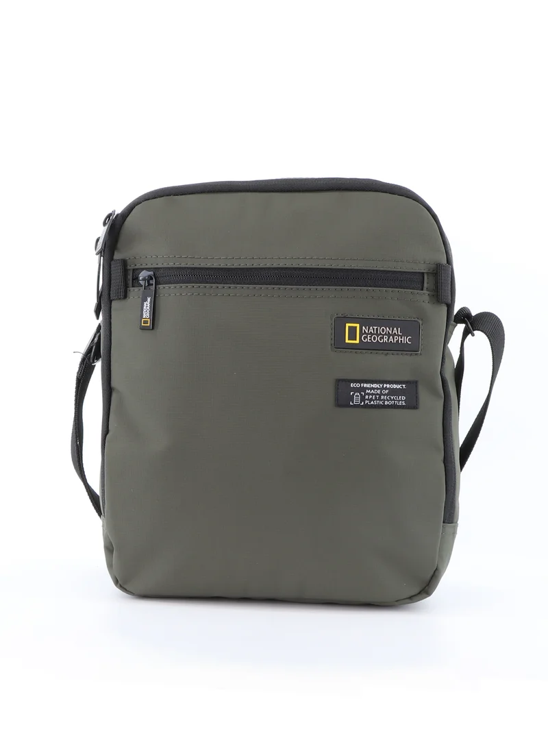 NATIONAL GEOGRAPHIC National Geographic Mutation Vertical Shoulder Bag Khaki, Compact Durable Water Resistant Light Weight Travel Casual Outdoor Crossbody Bag For Men And Women