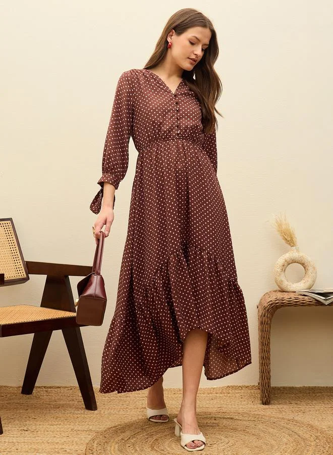 ساسافراس فستان طويل مطبع بنقاط بولكا وحافة غير متماثلة الطول