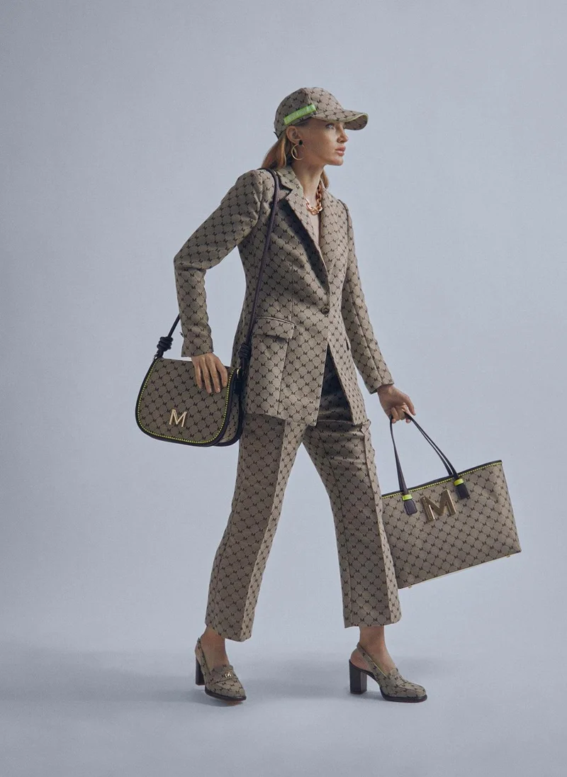 Lola Casademunt Logomania blazer