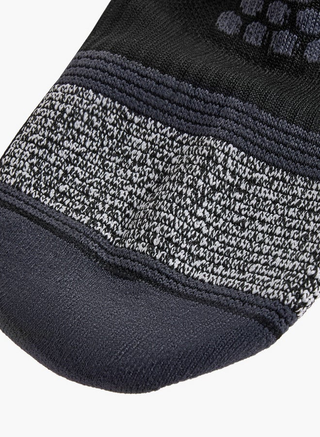 كابا جوارب رياضية قصيرة بياقة دائرية وملمس مميز - Image 4