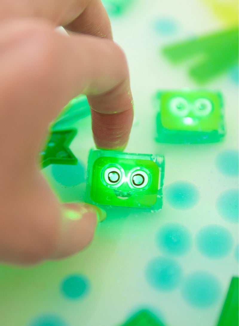 Glo Pals Bath Toys Water-Activated Light-Up Cubes - Sensory Toys for Girls & Boys  (Pack of 4) - Image 5