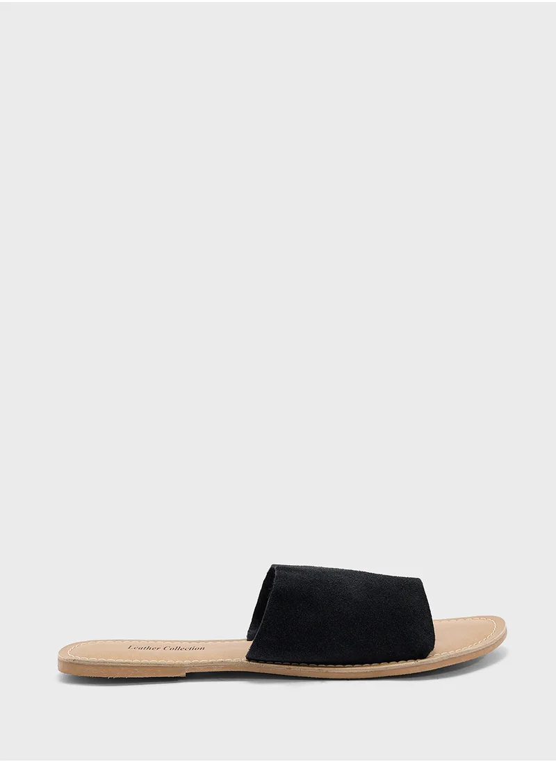 Ginger Essential Flat Sandal