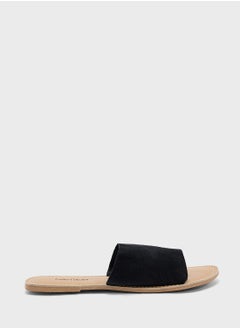 Ginger Essential Flat Sandal  - Image 1