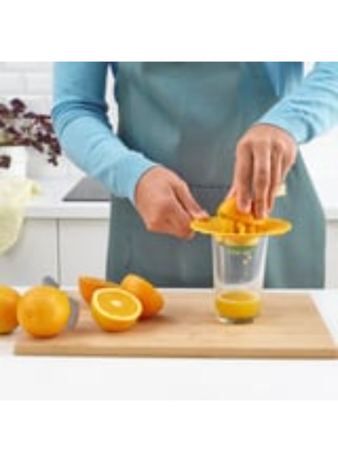 أيكيا عصّارة ليمون و حمضيات يدوية UPPFYLLD - بلاستيك قوي - ألوان ساطعة (15 سم) - Image 5