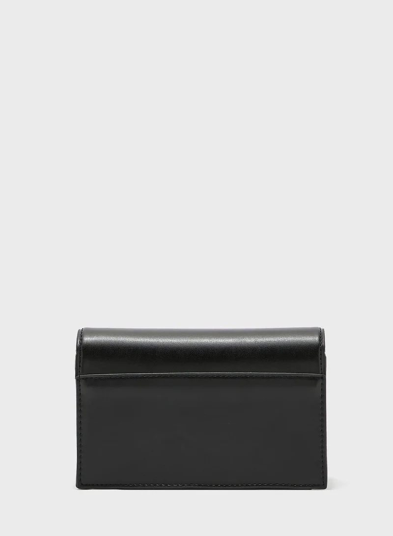 ELLA 3D Facet Clutch Bag With Chain Strap
