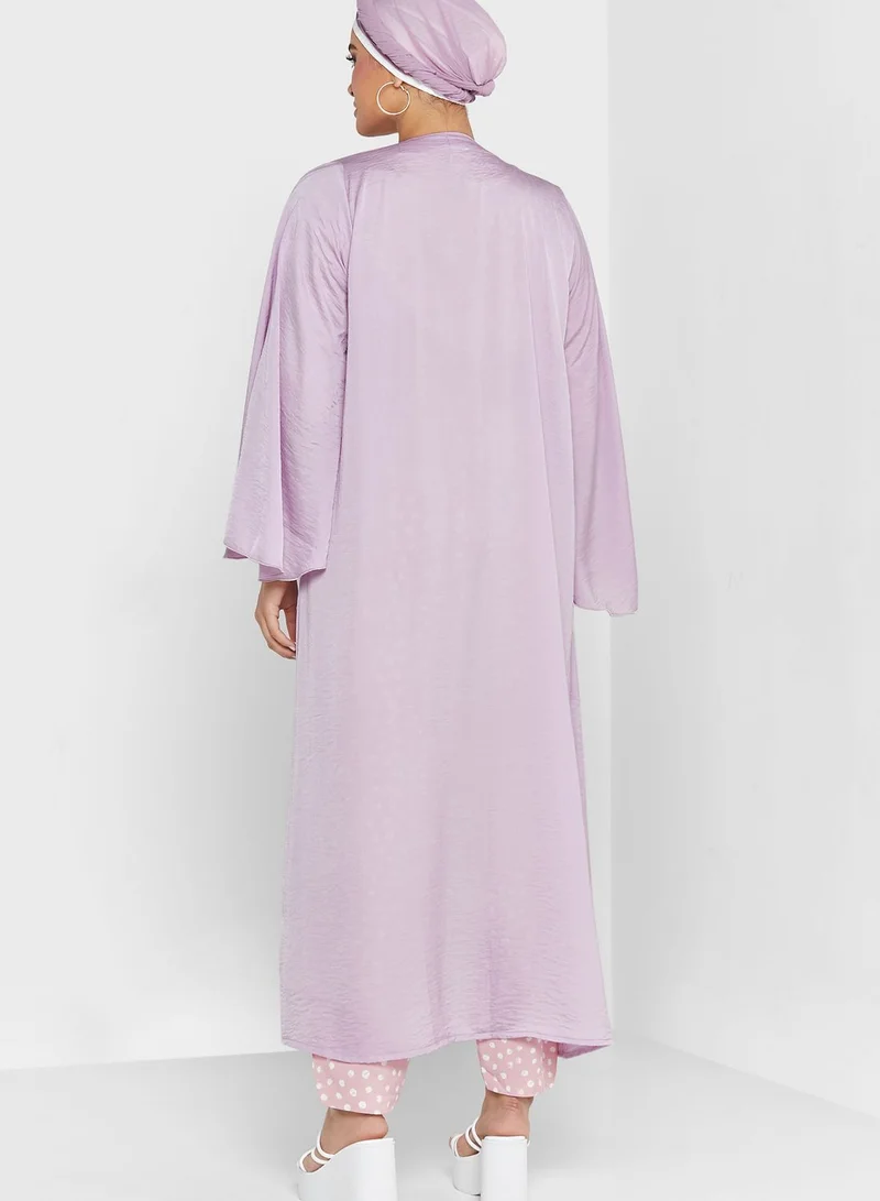 Khizana Ruched Detailed Abaya With Sheila