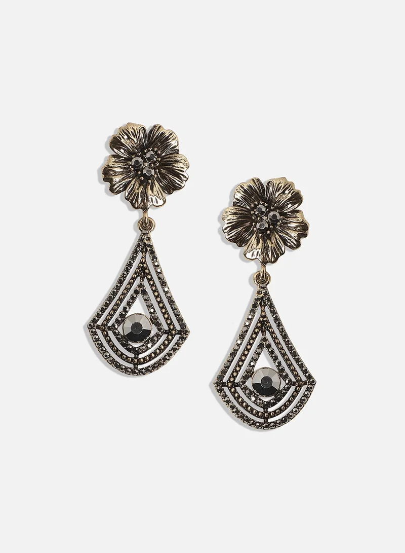 SOHI Anchor Lined Daisy Artificial Drop Earring Jewellery