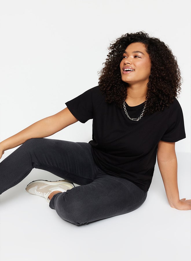 trendyol Black Regular Fit Basic Crew Neck 100% Cotton Knitted Plus Size T-Shirt - Image 2