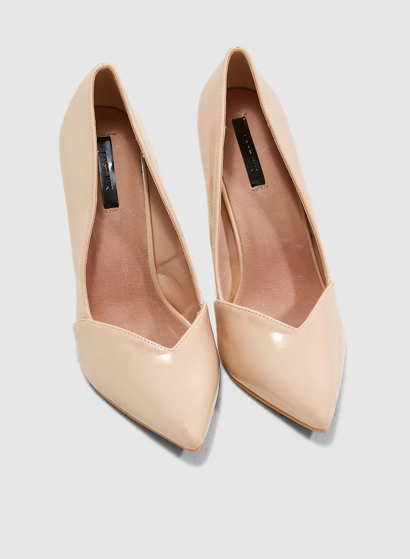 LOST INK Talulah Sweetheart Cut Court Shoe