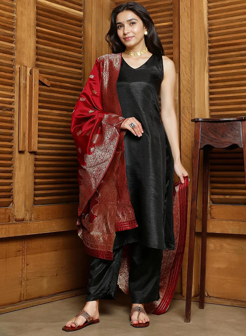 QISSA Women's Onyx Black Contrast Lustre Kurta Set