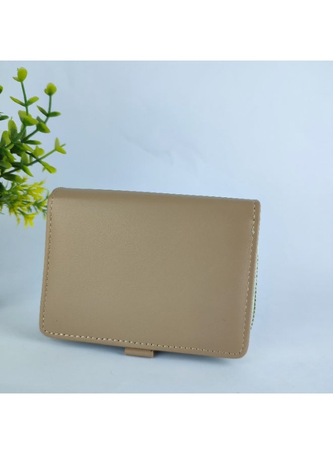 Women’s High-Quality Leather Wallet with Inner Compartments for Organizing Essentials - Image 4