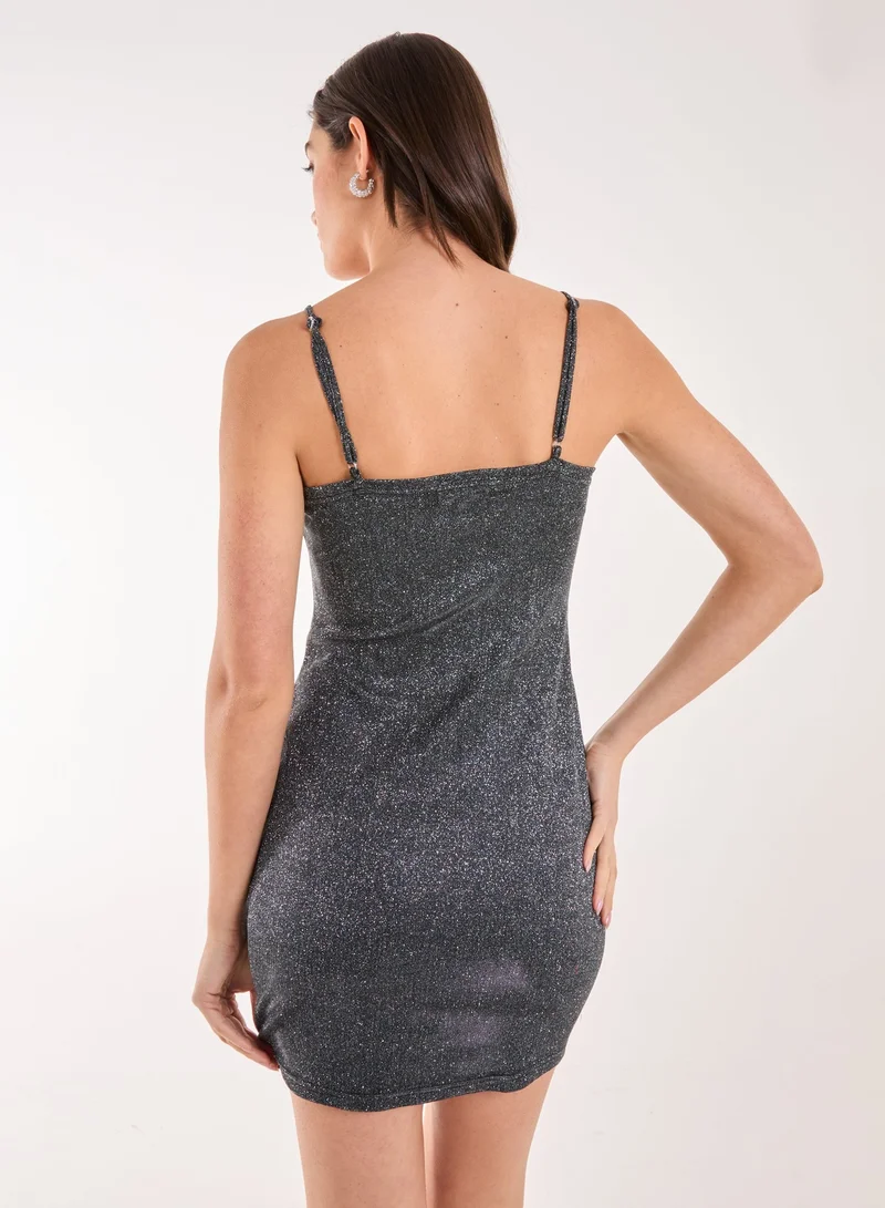 بينك فانيلا فستان قصير لامع