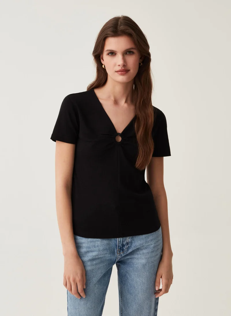 او في اس Ovs T-Shirt With V-Neck And Ring