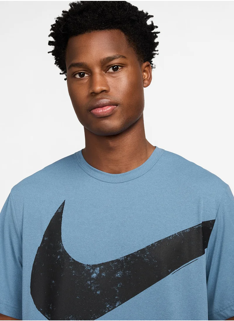 نايكي Dri-Fit Hyverse Swoosh T-Shirt