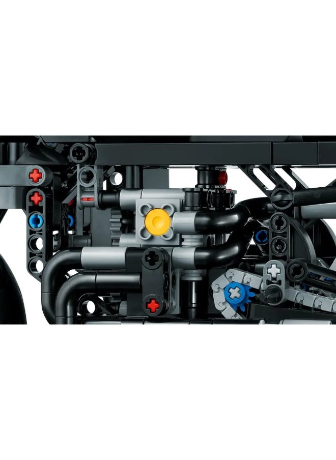 LEGO LEGO - Technic The Batman Batcycle™ 641 Pieces - 42155  - Image 3