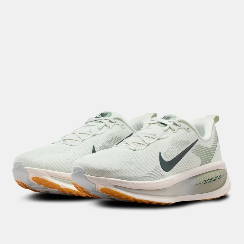 نايكي Men's Vomero 18 Road Running Shoes