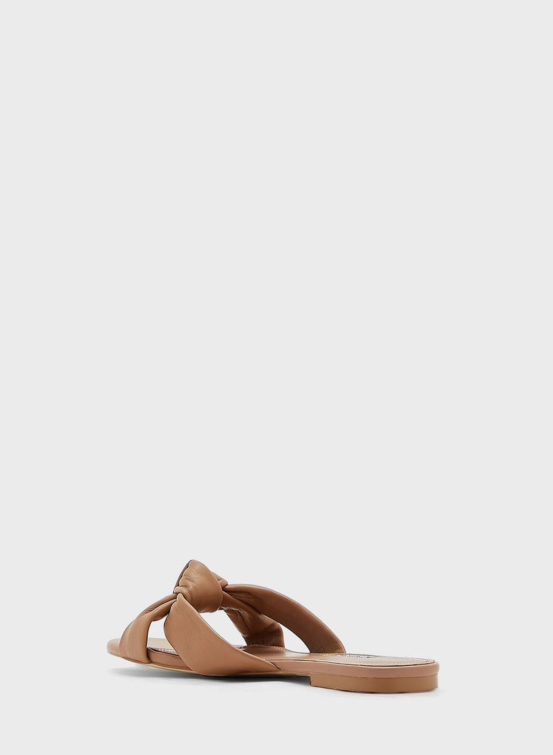 ديون لندن صندل فلات كاجوال - Image 2