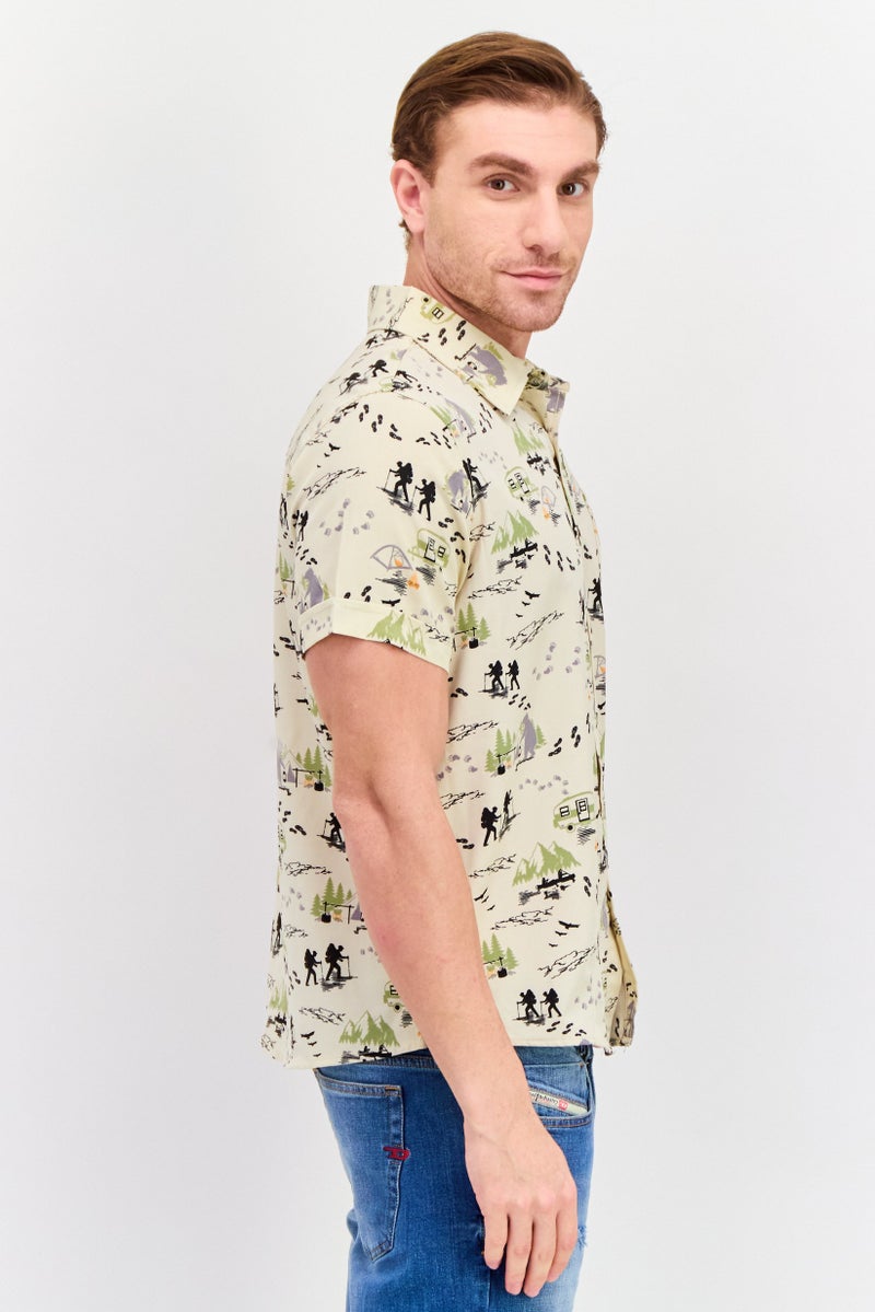 Canada Weather Gear قميص رجالي بقصة عادية بأكمام قصيرة وطباعة شاملة، بيج كومبو - Image 3