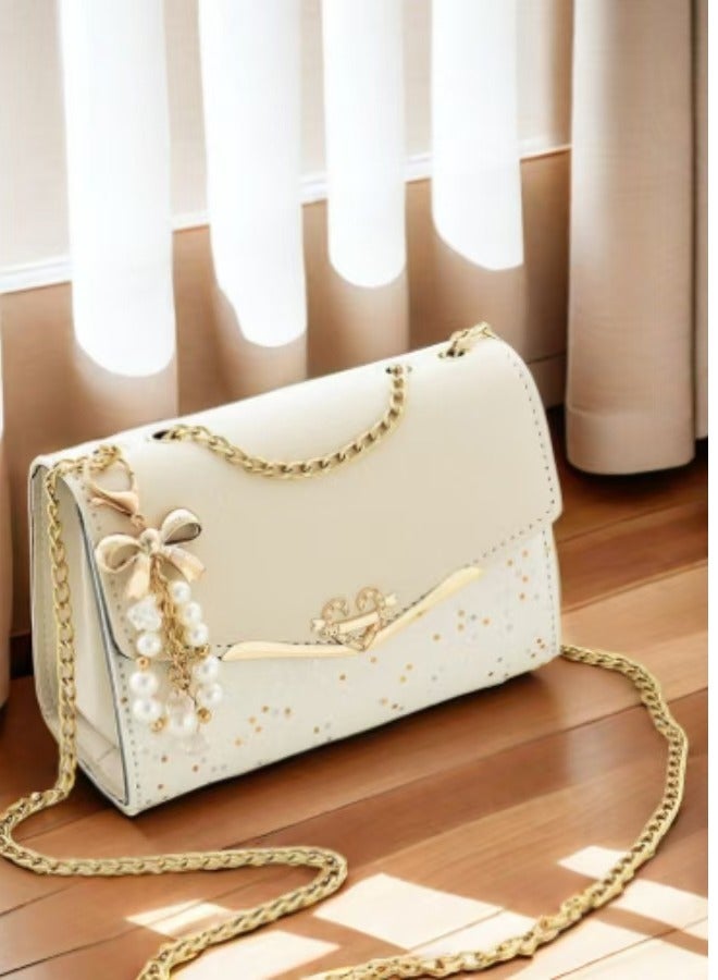 Starlit Charm White PU Shoulder Bag – With Pearl Pendant & Gold Chain - Image 3