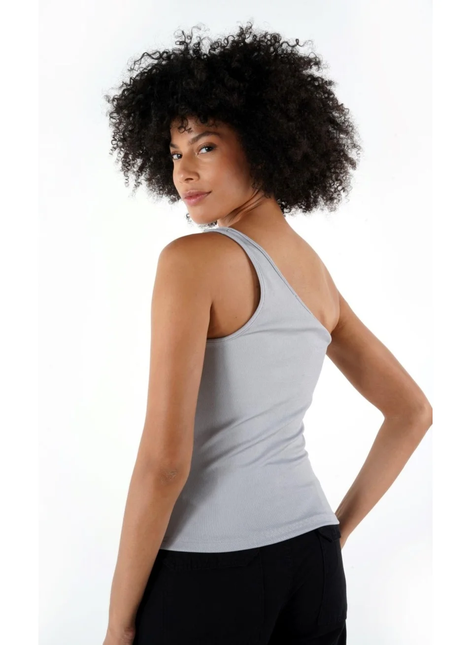 الكسندر جاردي Alexandergardi Single Strap Undershirt (B24-0055)