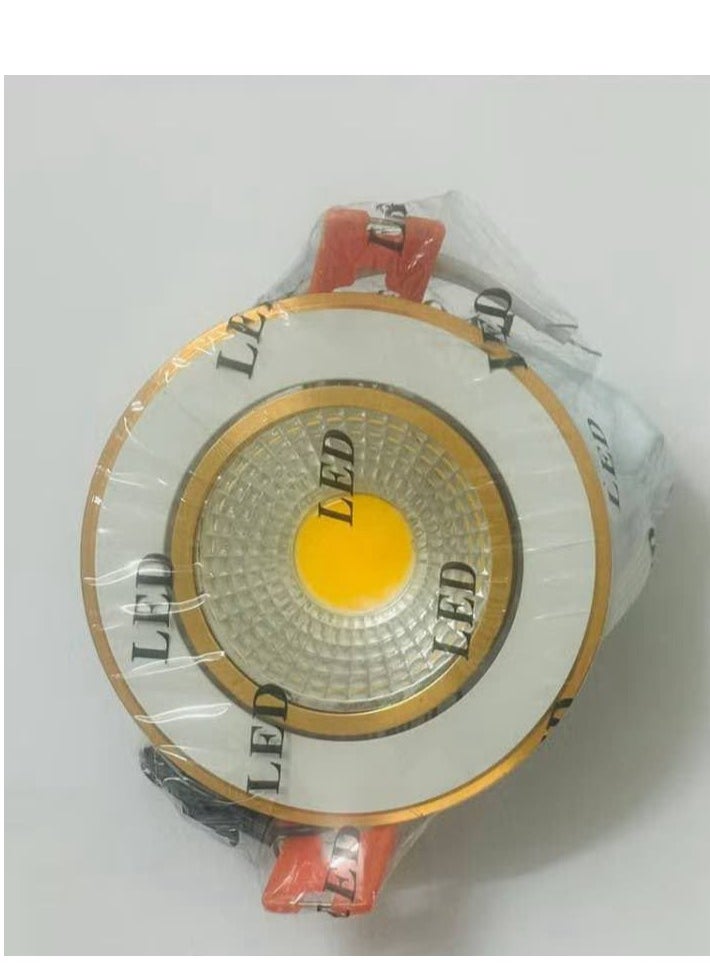 سبوت لايت مقاس القاعده 7 سم  7 واط LED اضاءه اصفر ايطار ذهبي COB