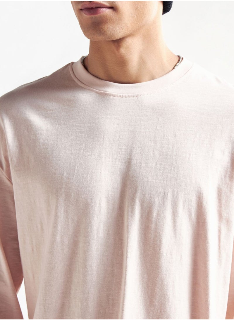 FAV Essential Crew Neck T-Shirt  - Image 3