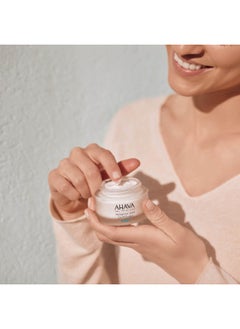 AHAVA AHAVA Hyaluronic Acid 24/7 Cream - Long-lasting hydration from inside & out, boosts hydration, softening & refining skin's texture, long-term wrinkle prevention, with Osmoter, ATPeptides, 1.7 Fl.Oz  - Image 3