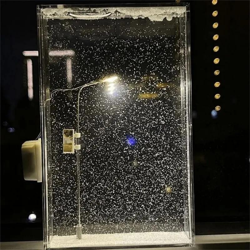 مصباح ليلوي مزخرف مُغطى بالثلج - Image 4
