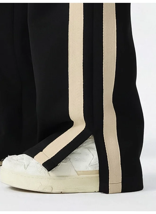 Maniac Maniac Mens ColorBlock Side Tap Black and Beige Color Baggy Fit Pant
