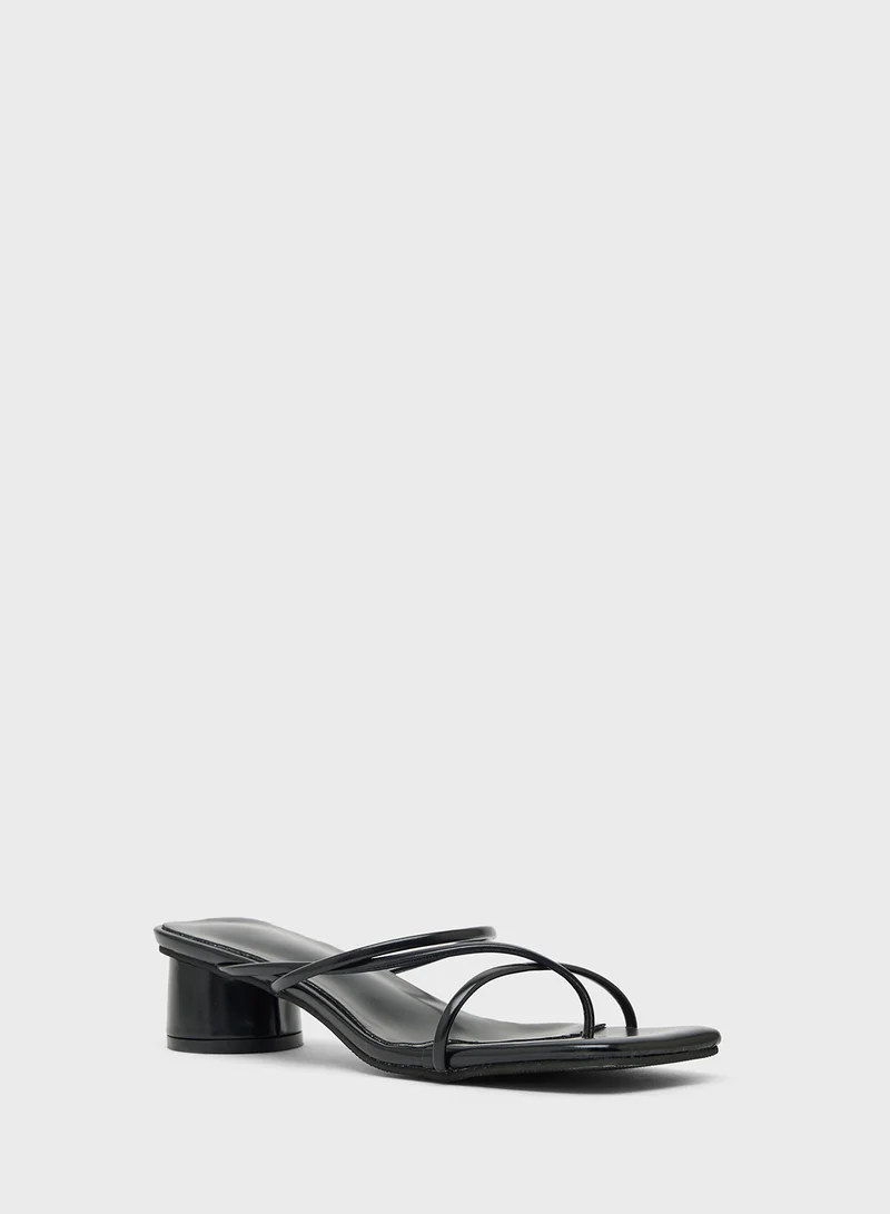 ايلا Low Heeled Sandal