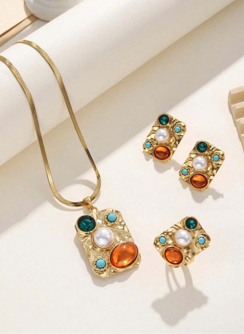 نيو ستايل طقم اكسسوارات نسائي فاخر مكون من سلسال وحلق أذن وخاتم من الاستانلس ستيل مطلي باللون الذهبي - Image 4