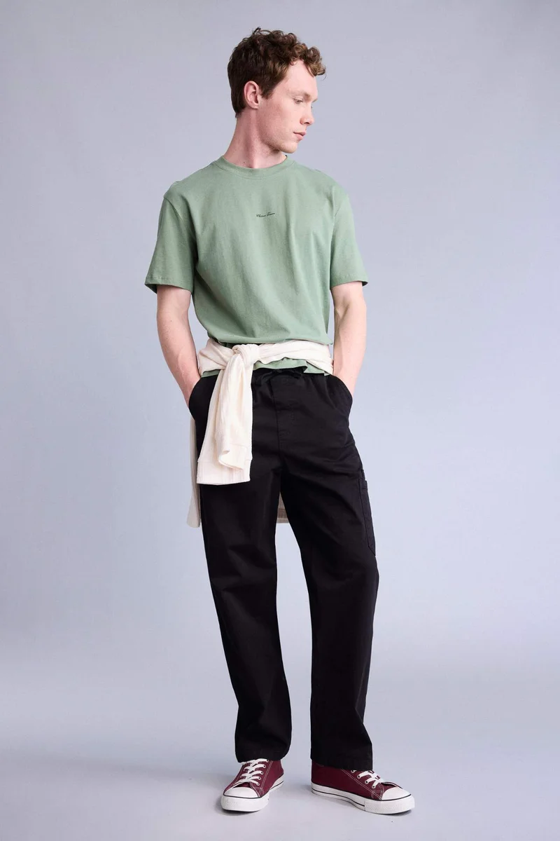 ديفاكتو Baggy Fit Trousers