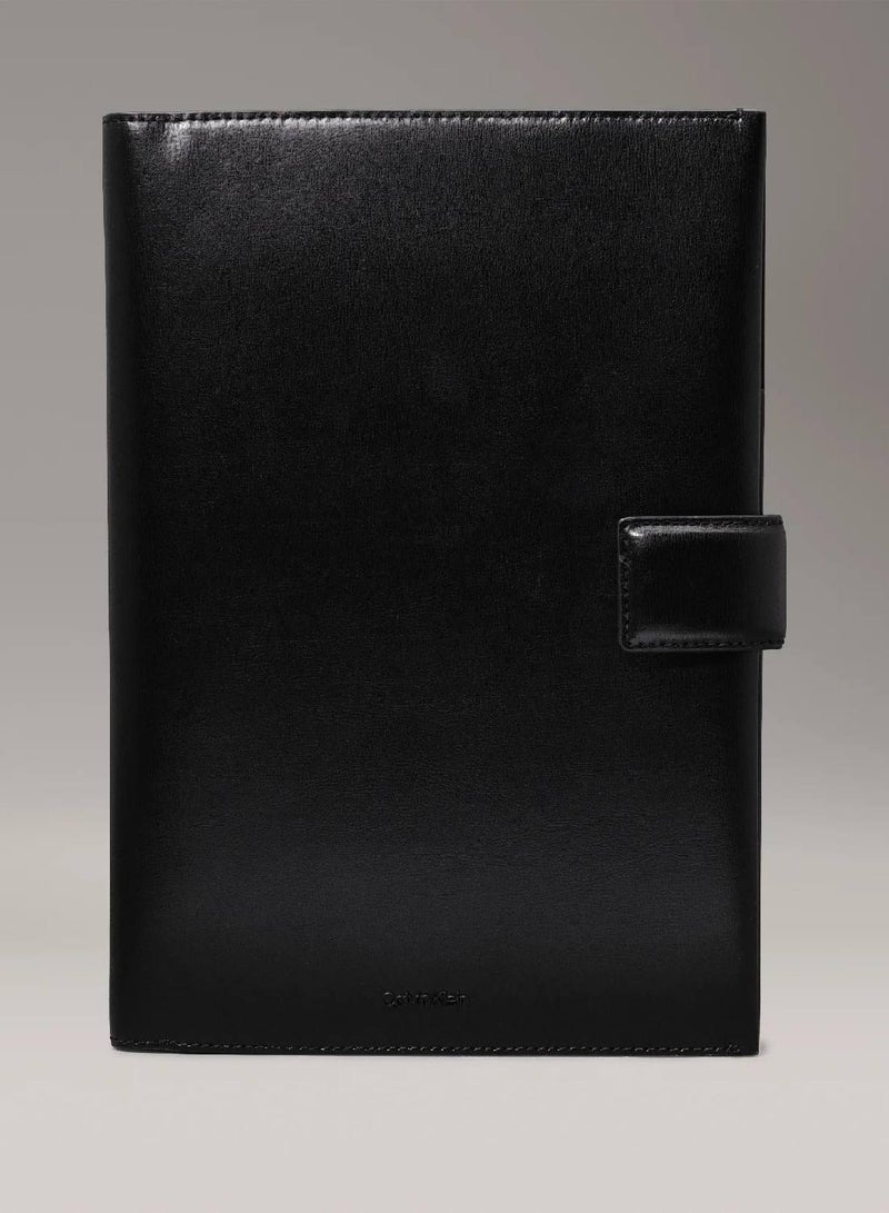 كالفن كلاين حافظة مستندات من الجلد - Image 1