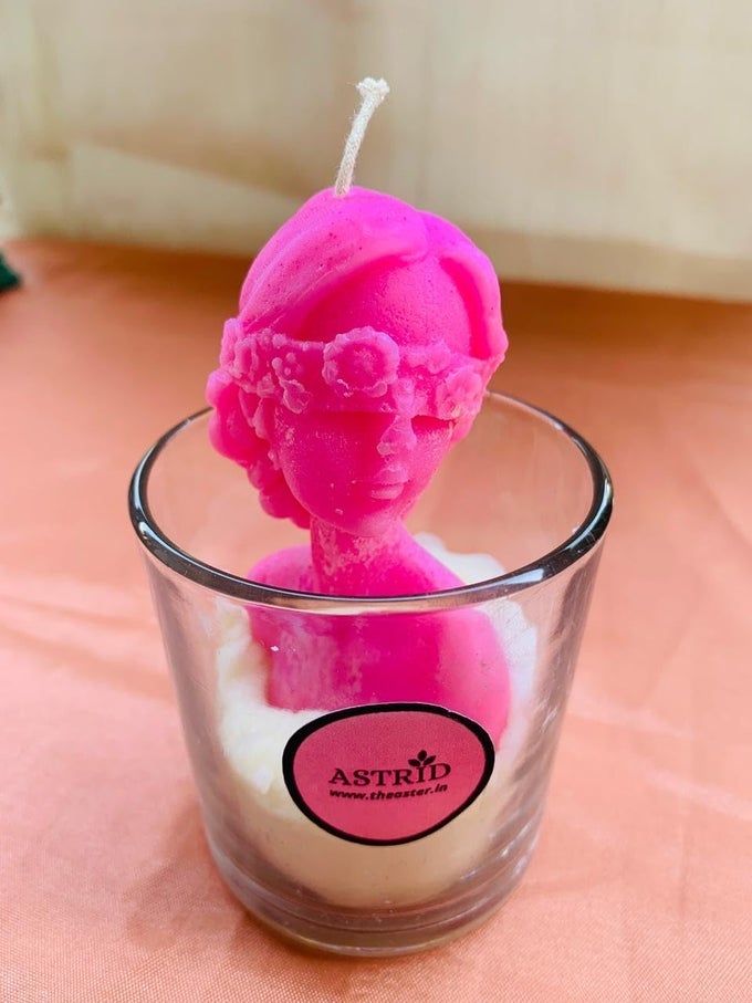 RADIANT MUSE CANDLE BY HANDCRAFTED WOMENS DAY CANDLE AROMATHERAPY GIFT FOR EMPOWERMENT AND SELFCARE ELEGANT SCULPTED DESIGN ROSE AND GERANIUM