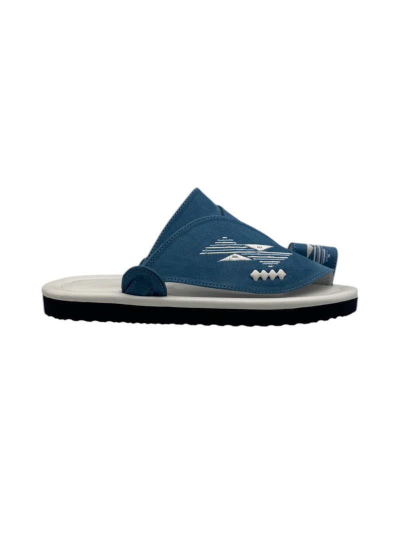AL Fanoos Classic Arabic Slippers  - Image 2
