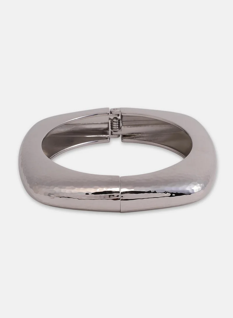 SOHI Dented-Quad Bangle Artificial Bracelet Jewellery