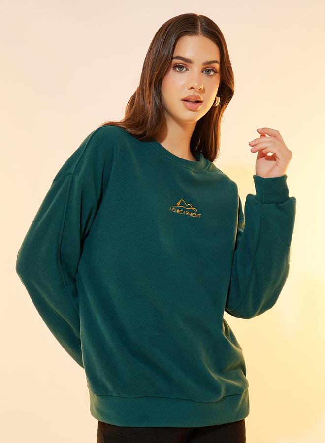 ستايلي سويت شيرت فضفاض بكتابة مُطرّزة - Image 3